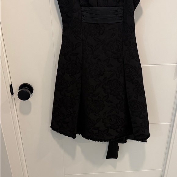 BCBGMaxAzria Black Textured Spaghetti Strap Dress size 4 - Picture 3 of 8